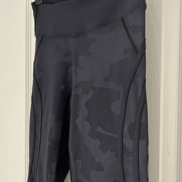 BETTER BODIES LEGGINGS - Picture 2 of 2